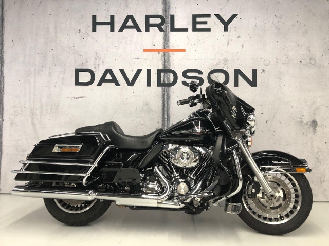  Motorrad kaufen HARLEY-DAVIDSON FLHTCU 1584 Electra Glide Ultra Classic ABS Occasion 
