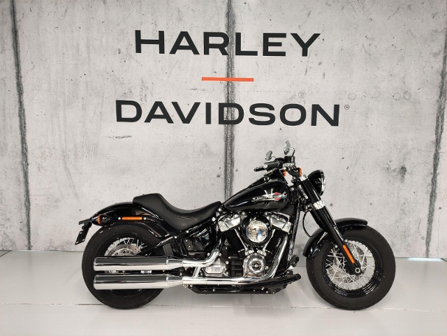  Motorrad kaufen HARLEY-DAVIDSON FLSL 1745 Softail Slim 107 Occasion 