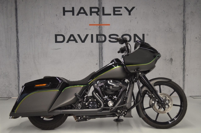  Motorrad kaufen HARLEY-DAVIDSON FLTRXS 1690 Road Glide Special ABS  Bagger Occasion 