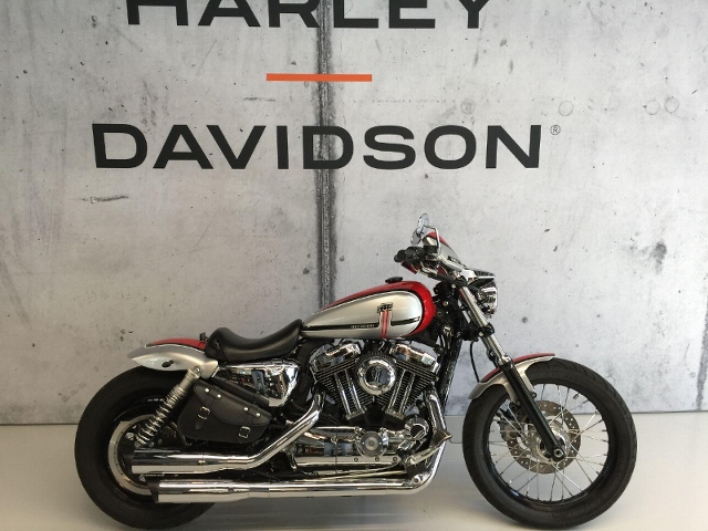  Motorrad kaufen HARLEY-DAVIDSON XL 1200 C Sportster Custom 180 breit Occasion 