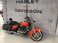 HARLEY-DAVIDSON FLHRC 1690 Road King Classic ABS Sondermodell Occasion 