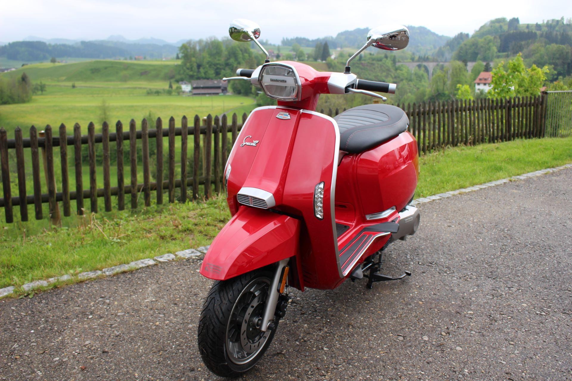 Buy Motorbike Pre Owned Lambretta V125 Special Zweiradcenter Toggenburg Lutisburg Id 7686661