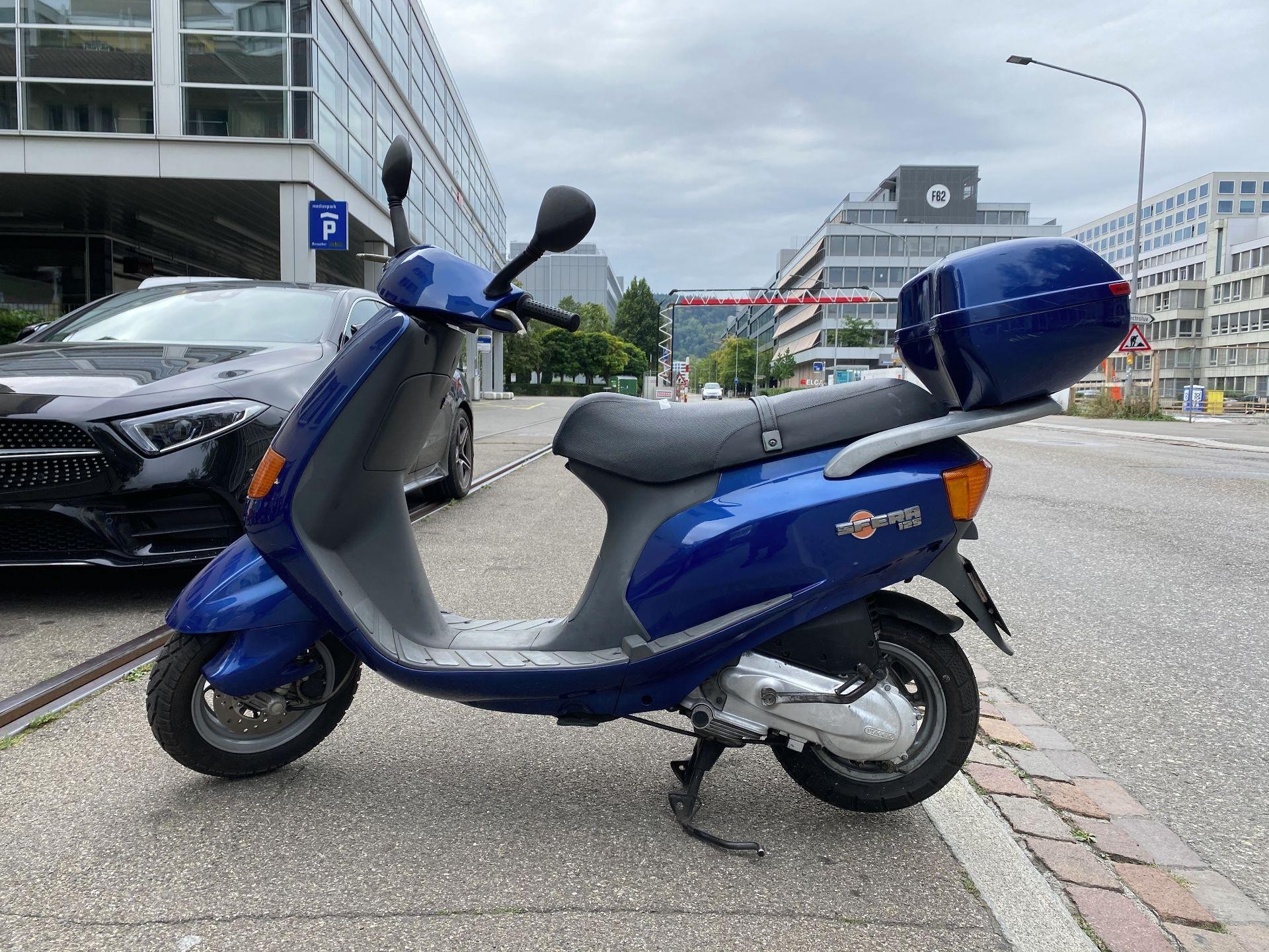 piaggio sfera 125