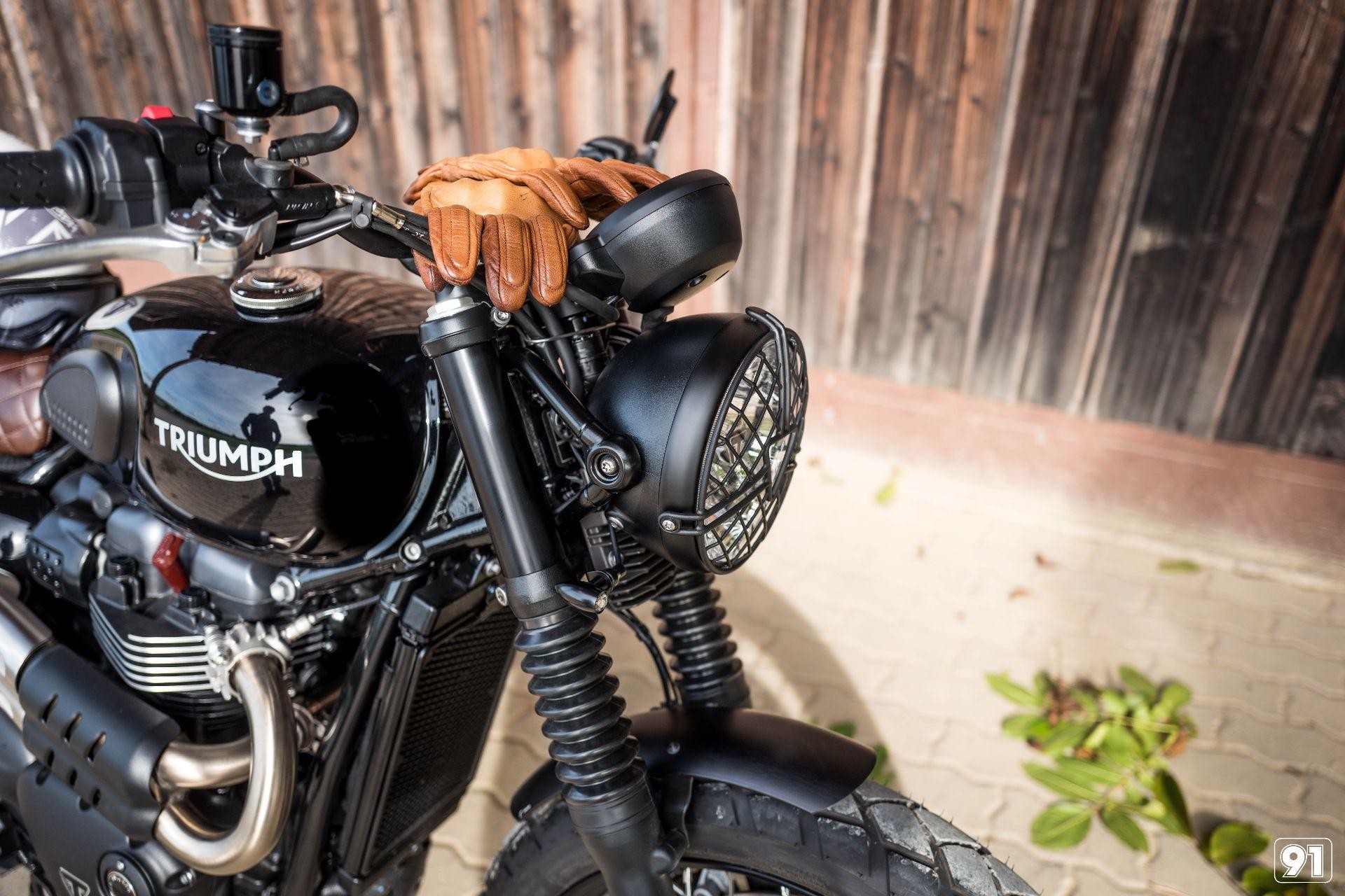 Triumph Scrambler 900 обои вертикальные