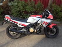 Motorrad kaufen Occasion YAMAHA FZ 750 (sport)