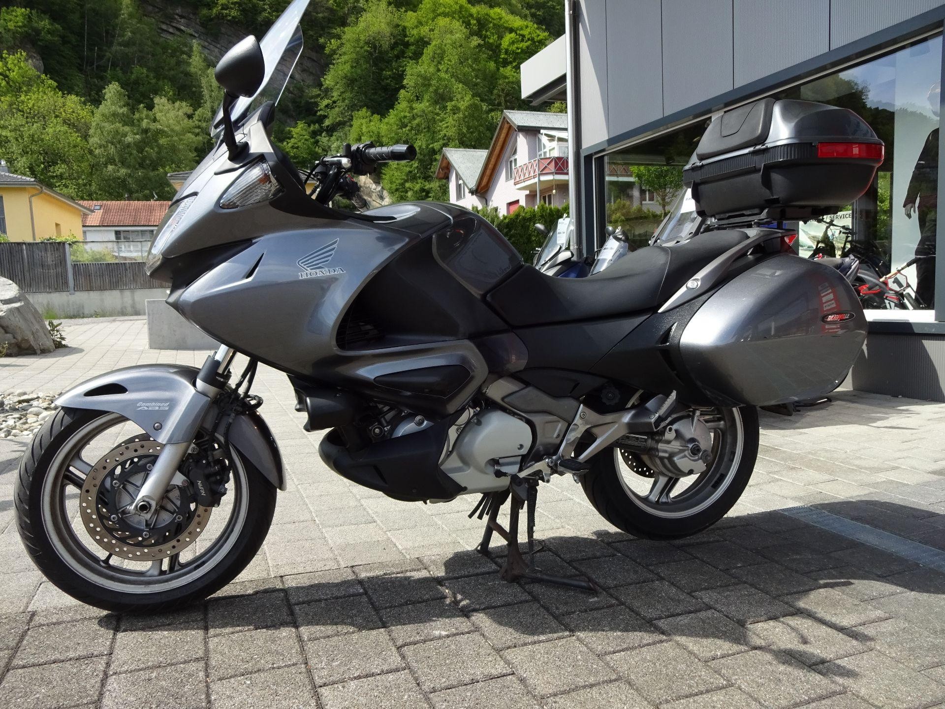 Motos, accesorios y piezas Agarraderas Puños Manillar para Deauville NT 700 V 2X Titanio raghuinstech.com