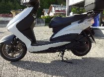 Motorrad kaufen Occasion YAMAHA XC 125 4-Takt (roller)