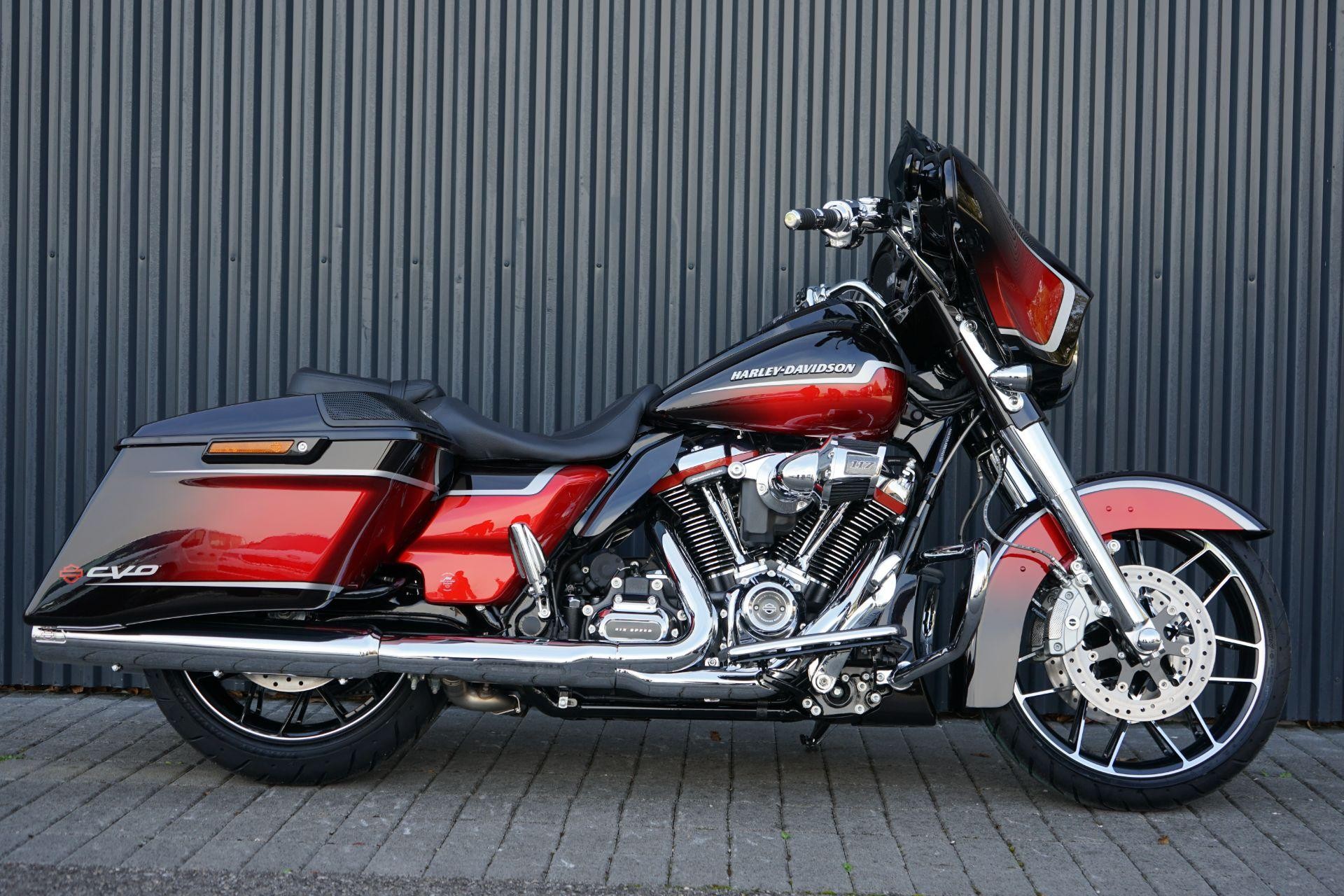 Moto Veicoli nuovi acquistare HARLEY-DAVIDSON FLHXSE 1923 CVO Street Glide  117 Arni Harley-Davidson Hessigkofen ID: 5053024 Zeile: 2070
