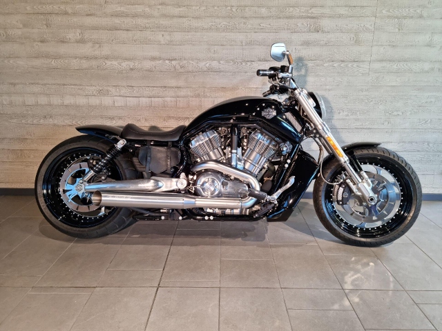  Acheter une moto HARLEY-DAVIDSON VRSCF 1250 V-Rod Muscle ABS Ref. 4265 Occasions