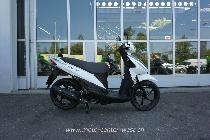 Motorrad kaufen Neufahrzeug SUZUKI UK 110 (roller)