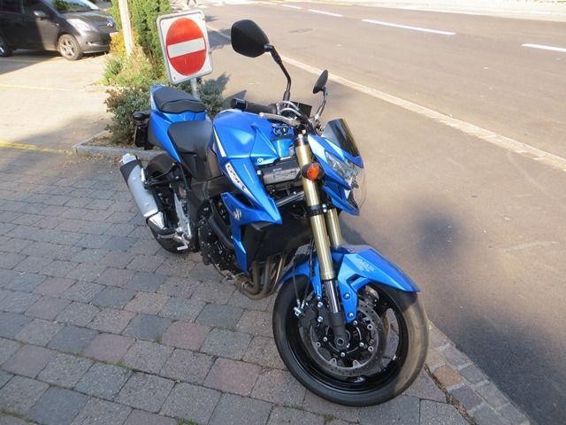 Moto Suzuki GSR 750 - 2014 - R$ 29000.0