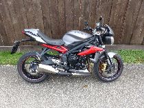 Motorrad kaufen Occasion TRIUMPH Street Triple 675 (naked)