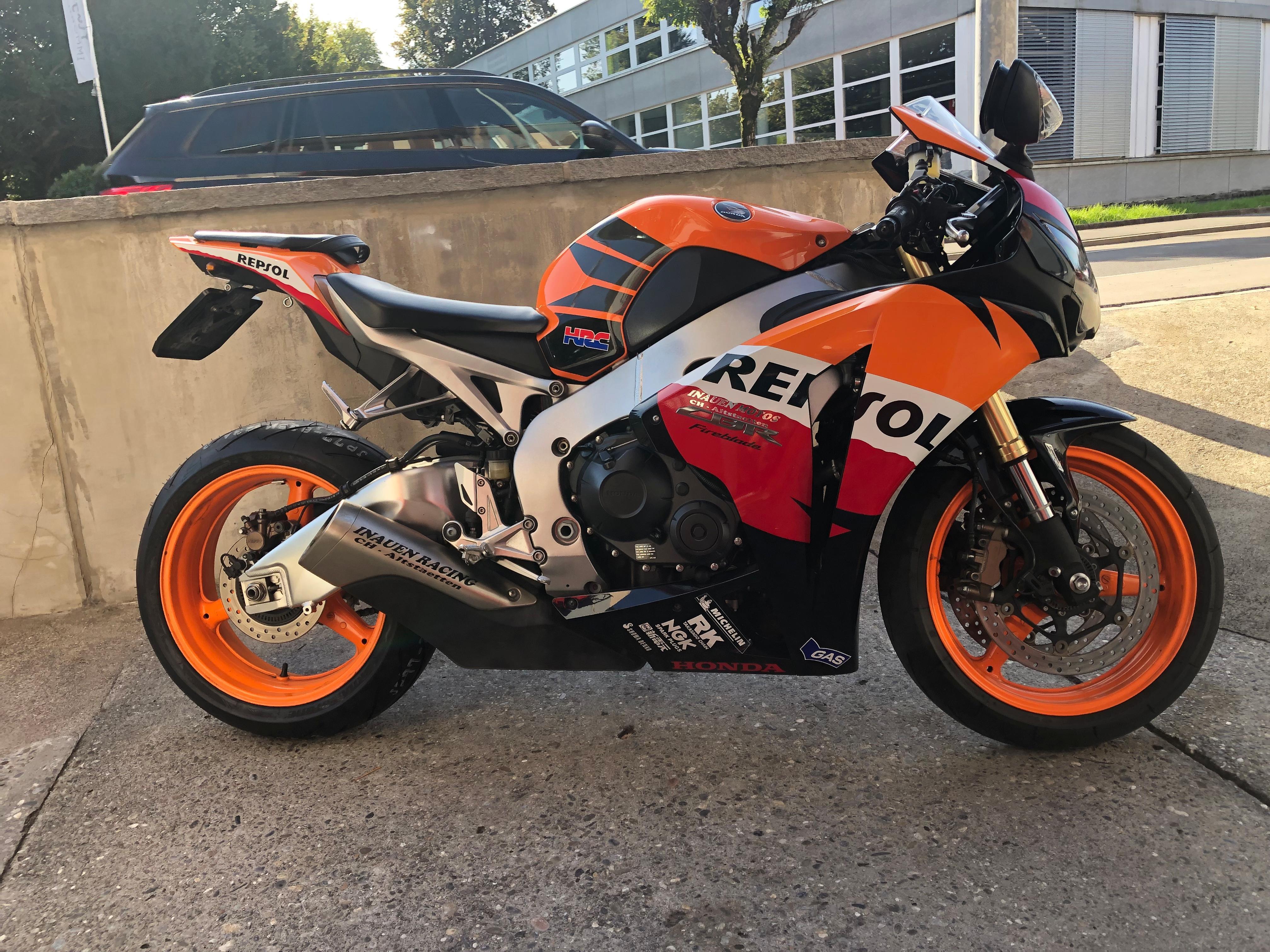 Motorrad kaufen Occasion HONDA CBR 1000 RA Fireblade EBV (sport)