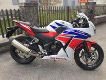 Motorrad kaufen Occasion HONDA CBR 300 RA ABS (sport)