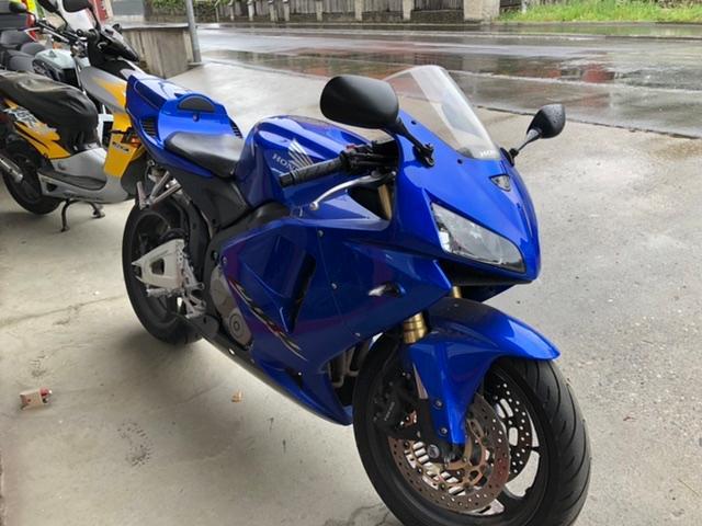 Motorrad kaufen Occasion HONDA CBR 600 RR (sport)