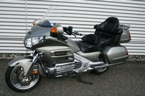 Motorrad kaufen Occasion HONDA GL 1800 Gold Wing ABS (touring)