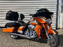 Acheter une moto Occasions HARLEY-DAVIDSON FLHXSE2 CVO 1801 Street Glide ABS (touring)