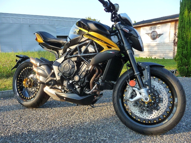  Motorrad kaufen MV AGUSTA Brutale 800 Dragster RR Neufahrzeug