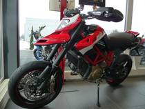 Motorrad kaufen Vorjahresmodell DUCATI 1100 Hypermotard Evo SP (naked)