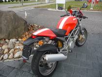 Motorrad kaufen Occasion DUCATI 620 I.E. Monster (naked)
