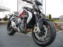 Motorrad kaufen Vorjahresmodell MV AGUSTA Brutale 800 (naked)