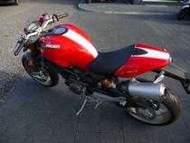 Motorrad kaufen Neufahrzeug DUCATI 1100 Monster S (naked)