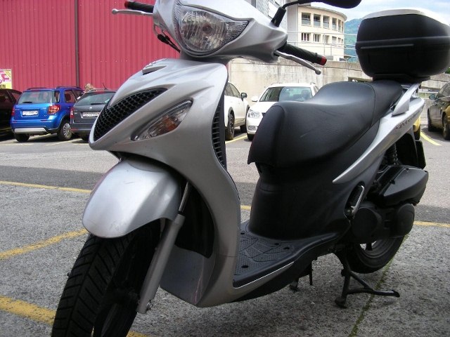 Gebrauchte und neue Suzuki UX 125 Sixteen Motorräder kaufen